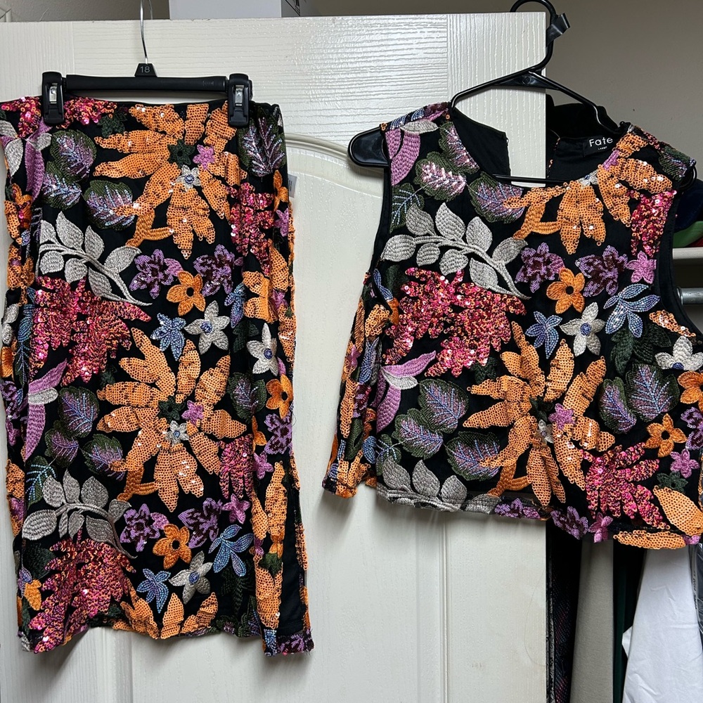 Floral Embroidered Skirt - Multicolor
